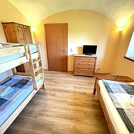 Laurent Ranch Szálloda Gottfrieding
